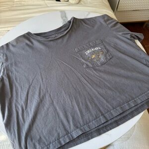 Gray 'Dreamer' Graphic Tee